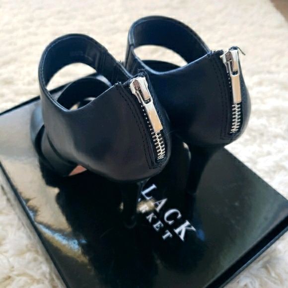 White House Black Market Adalyn Heels Size 7 - Picture 2 of 5